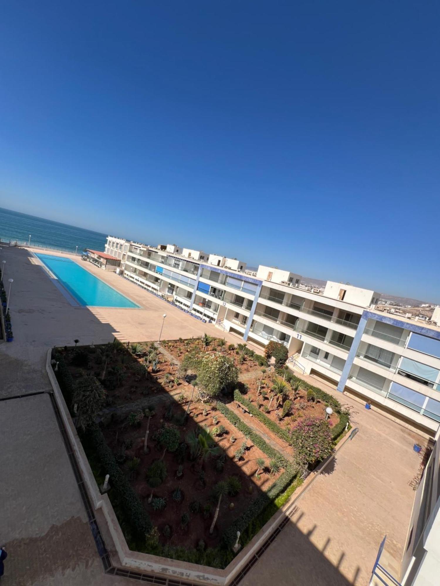 Appartement Pied Dans L'Eau Avec Piscine アウリール エクステリア 写真